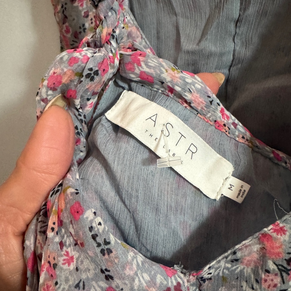 ASTR the label Pink Maxi Sundress with Spaghetti Straps - Picture 3 of 11